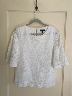 Banana Republic White Floral Lace Flutter-Sleeve Blouse